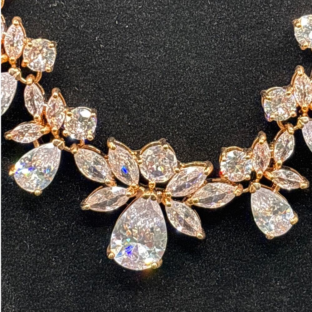 Beautiful Rose Gold Toned Faux Diamond 16" Necklace